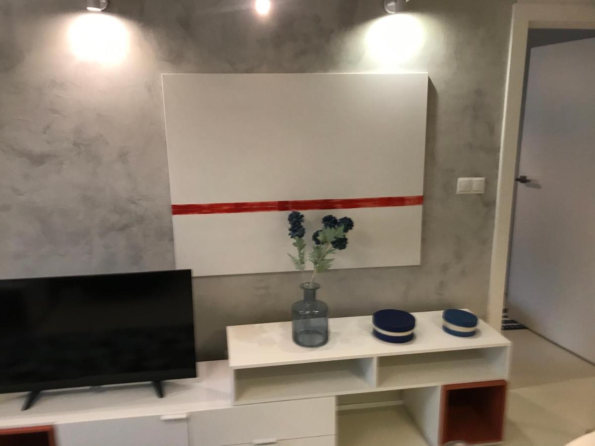 Browar Lubicz 17b 11 By Atrium Apartament